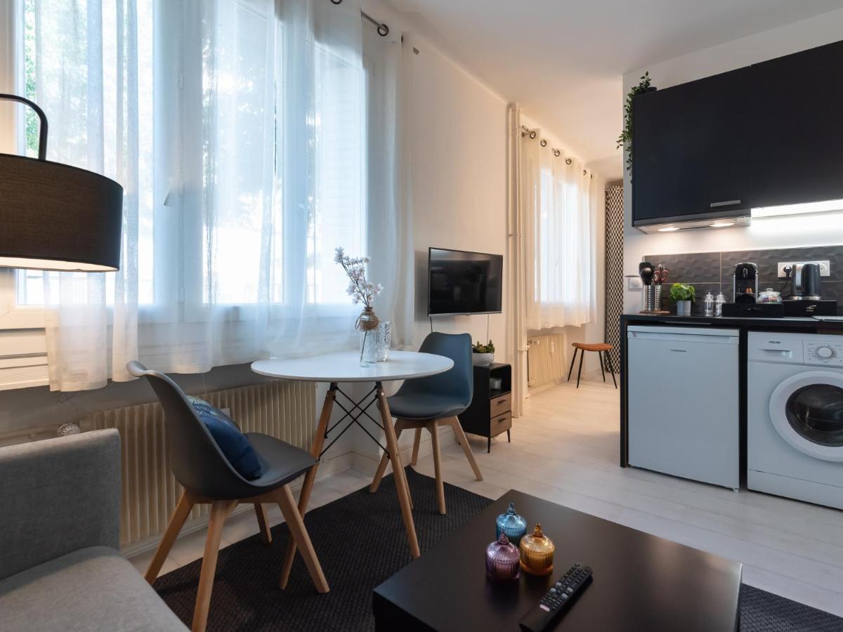 Studio Cosy Proche Lyon Part Dieu Appartement Villeurbanne Buitenkant foto